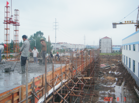 [2007.01]���칫����Ԣ���Ӵ�(���ڿ����Ǵ�Ƶ�)Ϊһ����ۺ�¥����